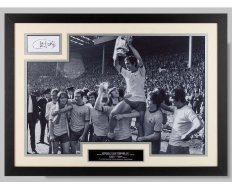 Arsenal large black and white photographic print of the 1971 FA Cup Winning team, framed and glazed, measuring &nbsp;24 x 32 