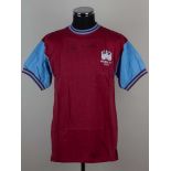 A West Ham United 1975 replica Billy Bonds autographed shirt&nbsp;