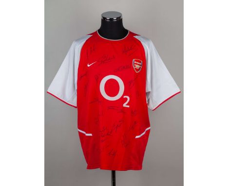 Red and white Arsenal autographed replica short-sleeved shirt, 2002-04, bearing eighteen player autographs