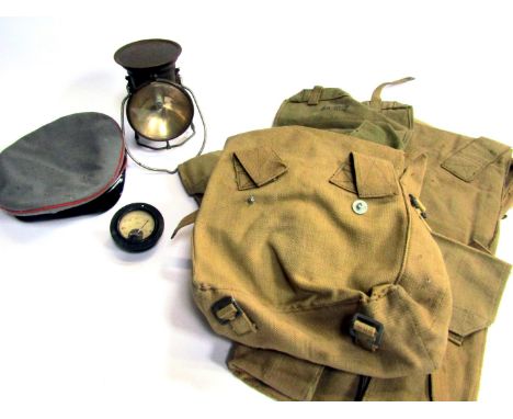 Various items of militaria, to include civilian gas mask, water bottle, webbing bags, lamp, etc. 