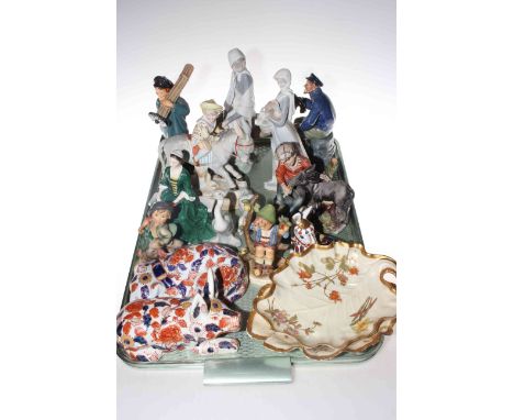 Tray lot with Worcester dishes, two Lladro figures, swans, and Royal Doulton and other figures.