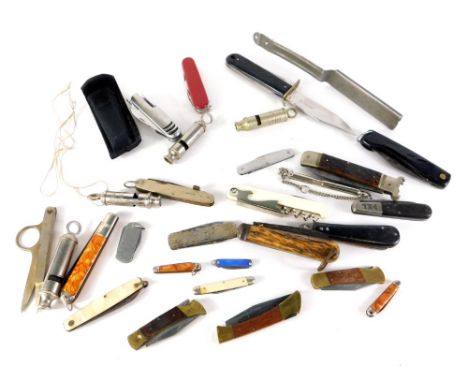 Various whistles, to include Acme City, 8cm wide, pen knives, sheath knife, metal scabbard, horn handle folding knife, variou