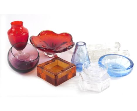 Various 1960's Art Glass to include Whitefriars, Dartingdon and Caithness, including a red and clear glass vase 18cm high (qu