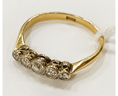 18CT GOLD 5 STONE DIAMOND RING - SIZE N - 2.2 GRAMS APPROX