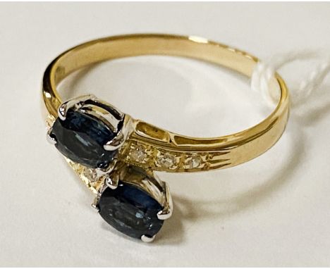 18CT GOLD SAPPHIRE &amp; DIAMOND RING - APPROX 3.22 GRAM - SIZE P