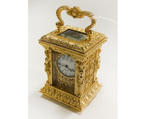 SMALL GILT CARRIAGE CLOCK &amp; KEY - 8 CMS (H) APPROX