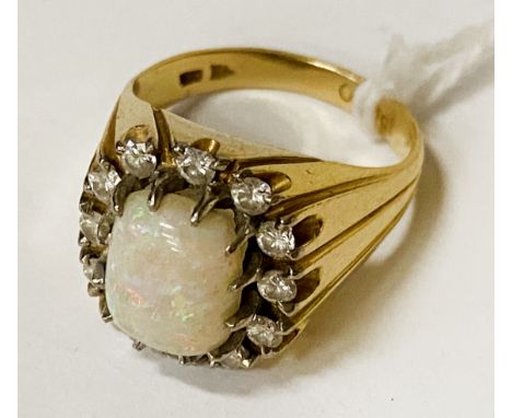 18CT GOLD OPAL &amp; DIAMOND RING - APPROX 0.58 POINTS &amp; 9 GRAMS APPROX - SIZE L