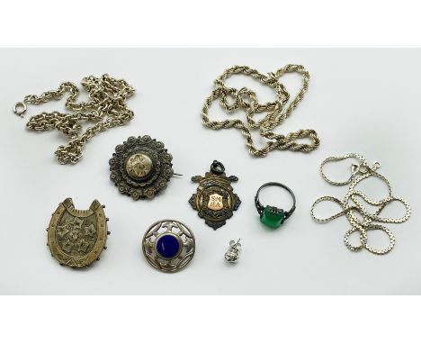 SMALL QUANTITY OF SILVER JEWELLERY