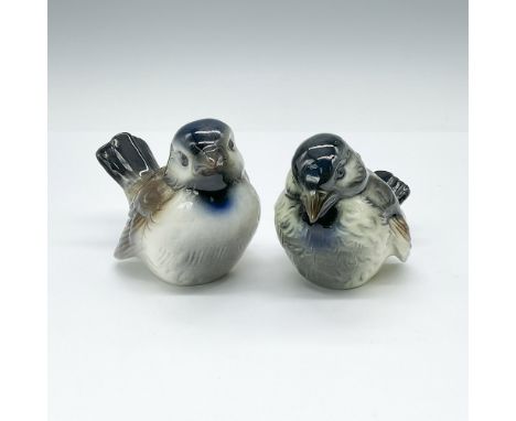 Set of two adorable hand-painted birds in glossy porcelain, featuring grey, brown, blue, and black colors throughout. CV 75 a
