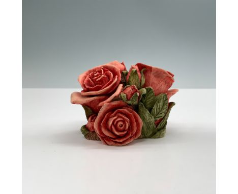 This "Double Pink Rose" figure box from Harmony Kingdom's 1998 Harmony Garden collection is a beautifully crafted piece featu