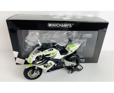 Minichamps 1:12 Scale Honda CBR 1000 RR Fireblade Hannspree Ten Kate Honda 'James Toseland' WSB 2007 Motorcycle - Boxed. P&am