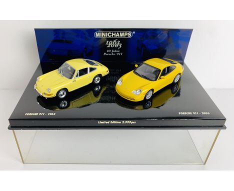 Minichamps 1:43 Scale '40 Years Porsche 911' 1963-2003 2x Car Gift Set - 2999pcs Limited Edition - Boxed. P&amp;P Group 2 (£1