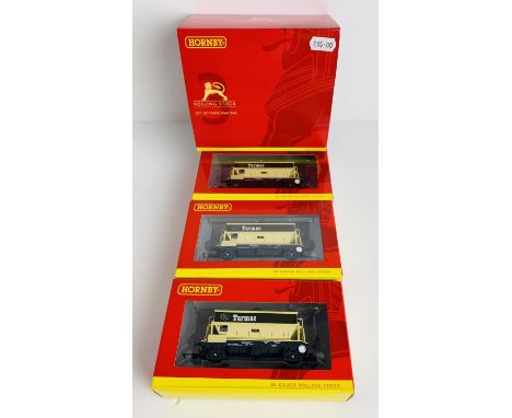 Hornby OO Gauge R6829 (3x Pack) Tarmac PGA Hopper Wagons - Boxed. P&amp;P Group 2 (£18+VAT for the first lot and £2+VAT for s