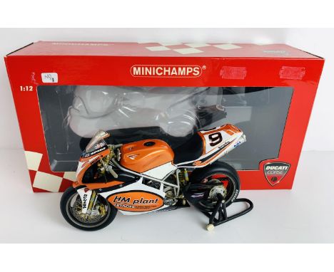 Minichamps 1:12 Scale Ducati 998R F02 'Chris Walker' WSB 2003 Motorcycle - Boxed. P&amp;P Group 2 (£18+VAT for the first lot 