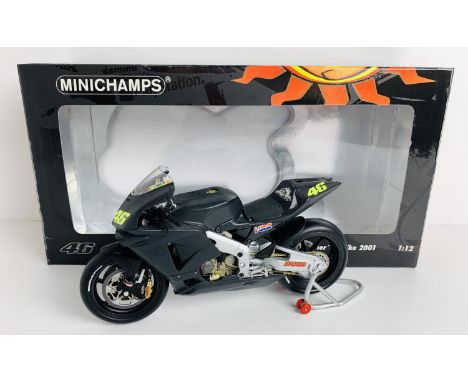 Minichamps 1:12 Scale Honda RC211V 'Valentino Rossi' Summer Testbike 2001 Motorcycle - Limited Edition of 9999 PCS - Boxed. P