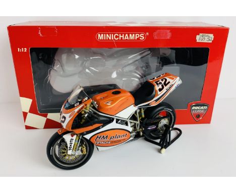 Minichamps 1:12 Scale Ducati 998R F02 'James Toseland' WSB 2003 Motorcycle - Boxed. P&amp;P Group 2 (£18+VAT for the first lo