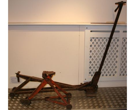 A Dunlop no 25 jack and a 1 ton jack (2).