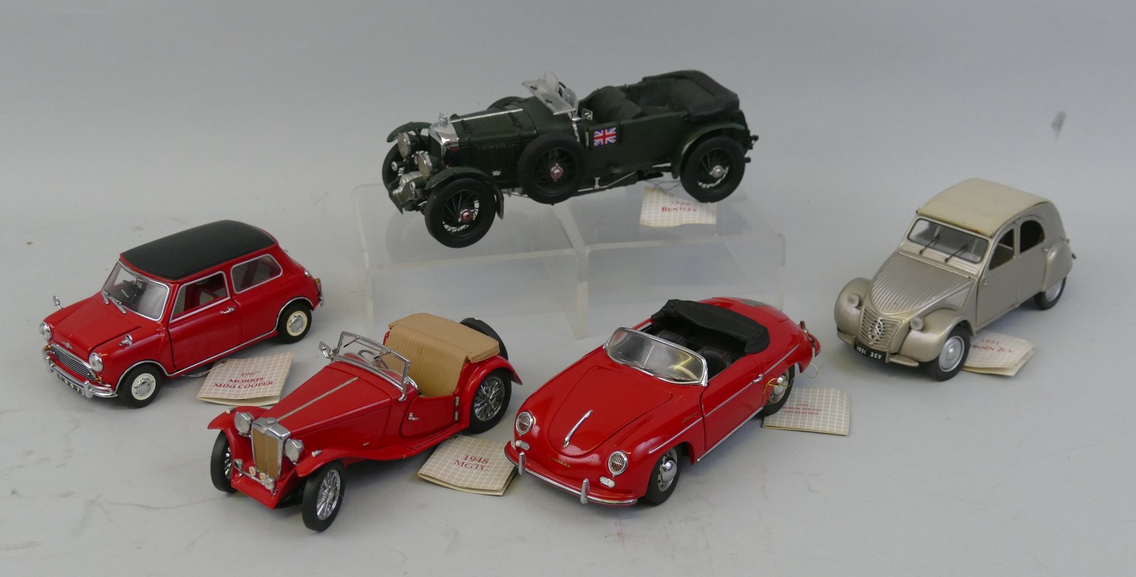 Franklin Mint 1/24 scale die cast models; 1955 Porsche 356 Speedster ...