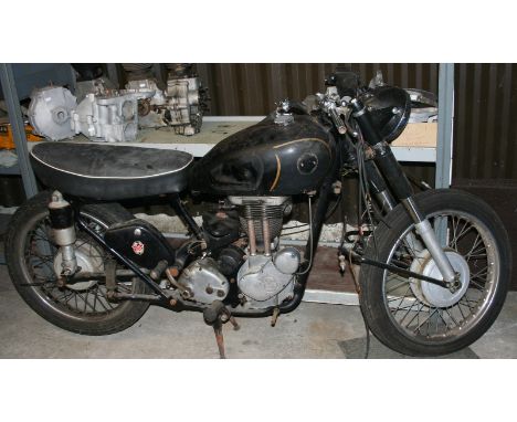 A 1950's Matchless 350 cc project, frame number unknown, engine number 54/G3LS 24801, gearbox number GB28A541, not complete.