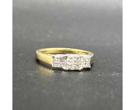 18ct yellow gold diamond ring,
set with princess cut diamond,
excellent condition,
3.8 grams,
hallmarked 750,
0.50 carat,
siz