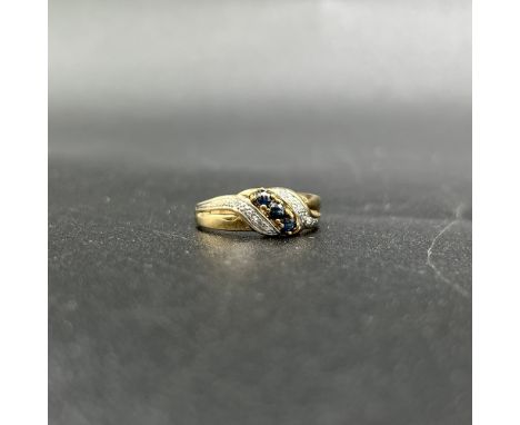 9ct yellow gold 3 stone sapphire and diamond twist ring,
size M,
1.9 grams