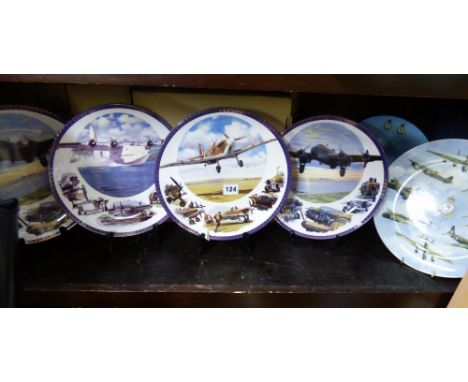 ROYAL WORCESTER LIMITED EDITION 'KING & COUNTRY' COLLECTORS PLATE
