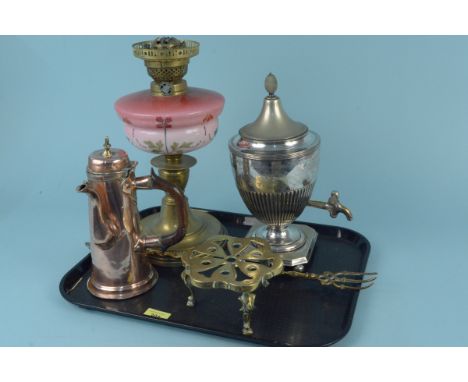 A mixed lot viz: a brass and painted glass oil lamp, small silver plated samovar, copper coffee pot, brass trivet and a toast