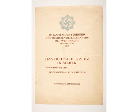 Orden und Ehrenzeichen - Deutsches Kreuz : Deutsches Kreuz in Silber.Blankoexemplar der großen Verleihungsurkunde. Ausführung