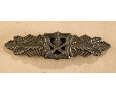 Orden und Ehrenzeichen - Wehrmacht Allgemein : Bronzene Nahkampfspange verliehen an Oberweldwebel Heinrich Margstein, 3./IR 2