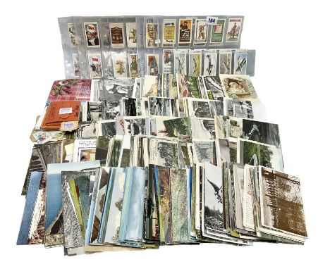 Large quantity of loose Edwardian and later postcards including early Gruss Aus, chromolithograph, real photographic and prin