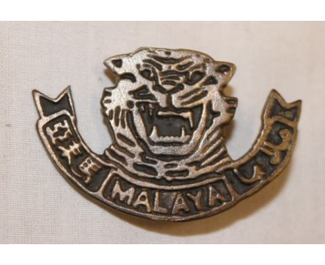 A Second War Malaya anti-Japanese army beret badge 