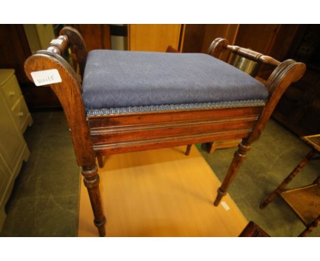 Piano stool