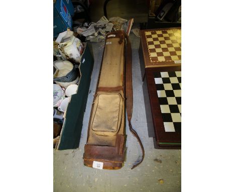 Vintage Golf Bag &amp; 3 clubs