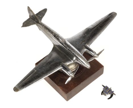 Comet Racer. A DH-88 car mascot circa 1935, the display-mounted desktop model representing the De Havilland built London-Aust