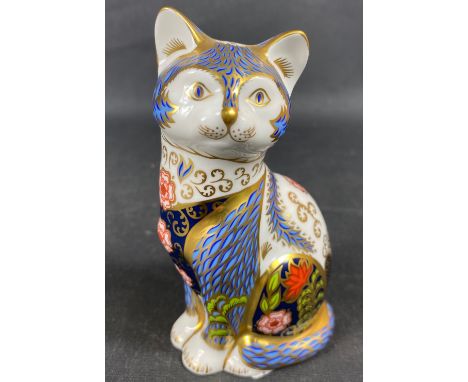 ROYAL CROWN DERBY gold button FIRESIDE CAT  exclusive to Peter Jones of Wakefield from a limited edition of 950 standing appr