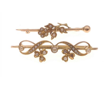 Two vintage yellow metal floral design brooches set with seed pearls 4cm length approx, gross weight 6.45g (1 pearl missing)A
