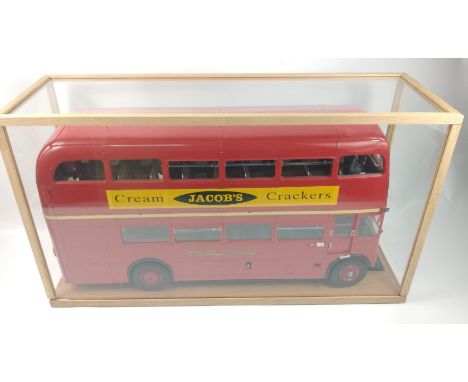 HUGE !! Handbuilt 1966 London Routemaster Bus Model in home made wooden case.  Model is superbly detailed and measures approx