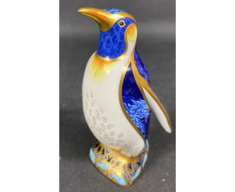 ROYAL CROWN DERBY gold button EMPEROR PENGUIN stands 14cm approxApprox 1 pieces