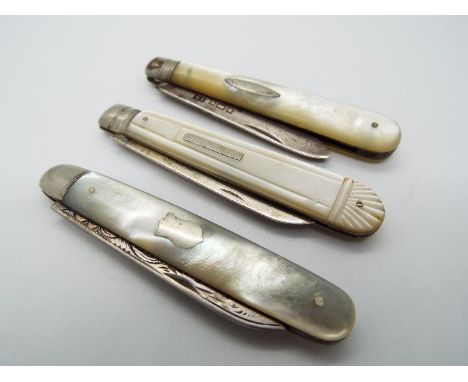 Three silver and mother of pearl folding fruit knives, all Sheffield assay, one Victorian example 1900 with vacant cartouche 