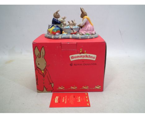 Royal Doulton Bunnykins - Limited edition Tableau Piece 2011 "Bathtime" DB483. (No 100 of 400) with certificate. Item appears