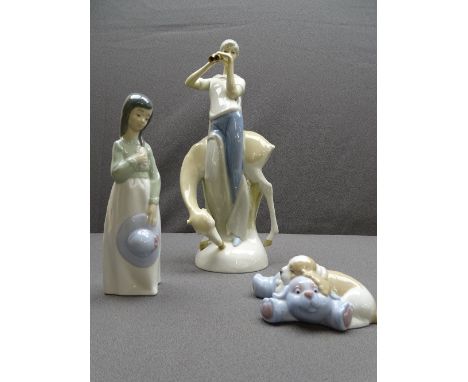 NAO &amp; SIMILAR FIGURINES