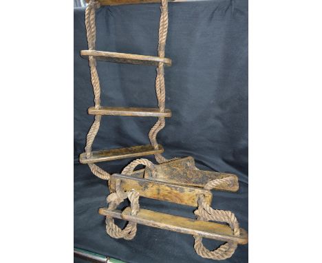 Wood &amp; Rope Ladder 