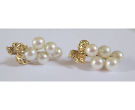 A Pair of Pearl Screw Pendant Earrings, 24mm drop, 5.9g 