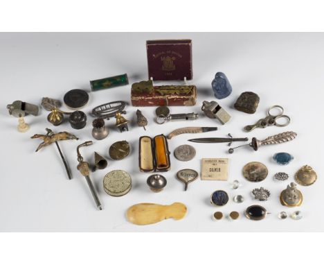 A mixed group of collectors' items and objects of virtu, including a boxed set of 'Improved Sovereign Scales', an amber chero
