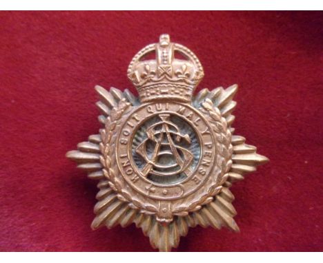 Royal Army Service Corps EDVI Other Ranks Forage Cap Badge (Gilding-metal), three lugs. K&amp;K: 988