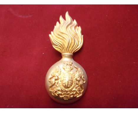 Royal Scots Fusiliers Officers Grenade badge for the Raccoon-skin cap (Gilt) with screw back and lug. K&amp;K: 932, a superio