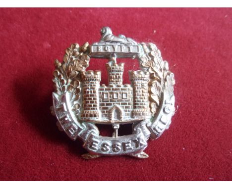 Essex Regiment Victorian Cap Badge (Bi-metal), two extended lugs. K&amp;K: 659