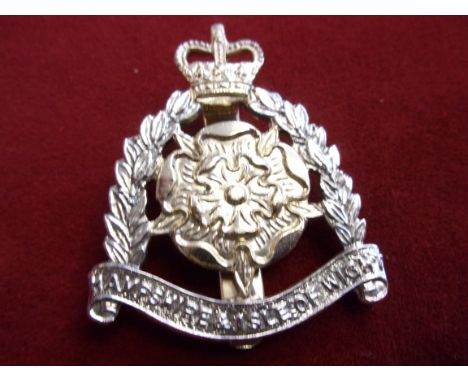 Hampshire and Isle of Wight Territorials EIIR Cap Badge (Anodised), slider and made Firmin. K&amp;K: 2387