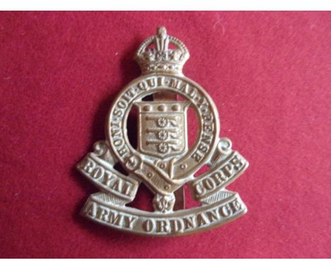 Royal Army Ordnance Corps Forage Cap Badge (Gilding-metal), slider, issued between 1919-1947. K&amp;K: 1025