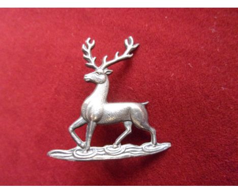 Hertfordshire and Bedfordshire Yeomanry Officer cap badge (Silver), two lugs and marked silver. K&amp;K: 2324